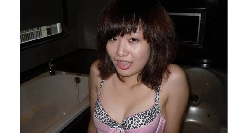 真实潜入少妇家睡她.(新番申精)