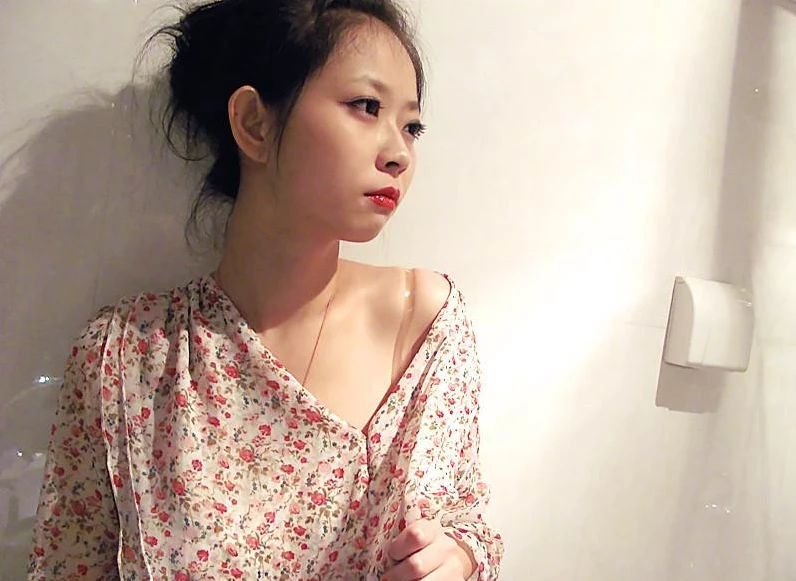 美发时勾搭的风骚人妻