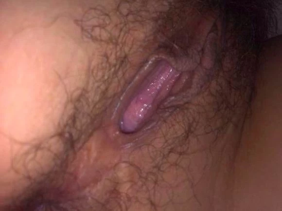 废弃餐馆饭桌上操邻居老婆，中草药调理手淫引起的各种问题（）