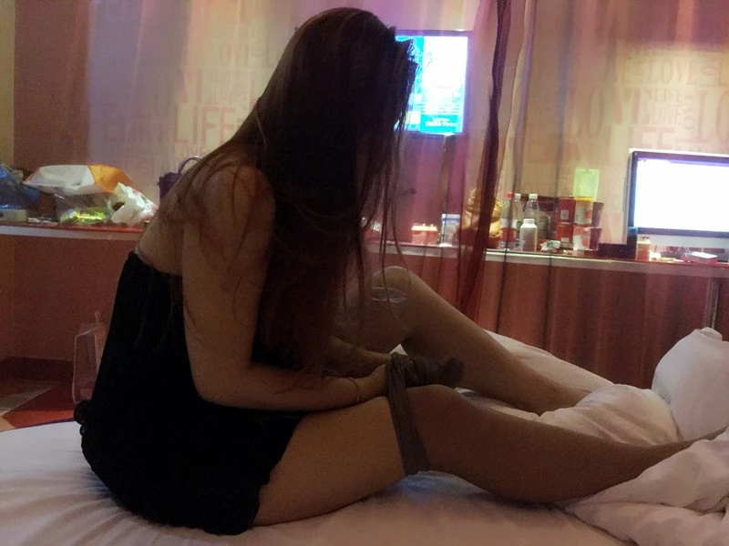 [原创] 对面大哥眼睛都直了