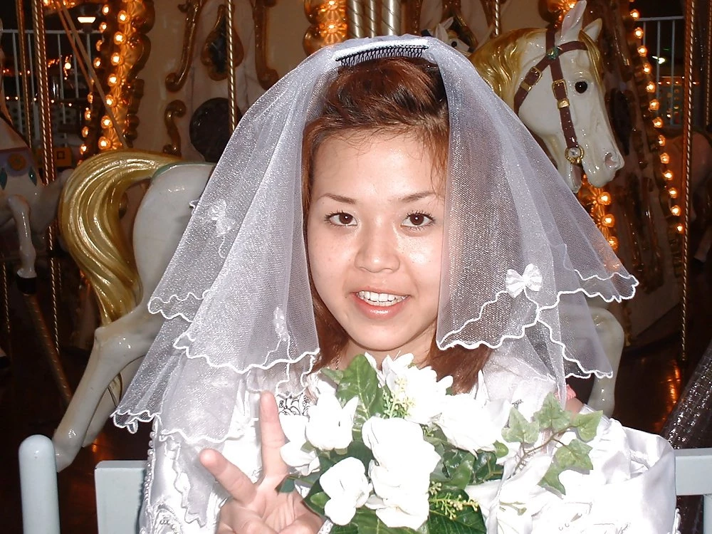 丽珊之新婚小妹洞房花燭夜..[15P]