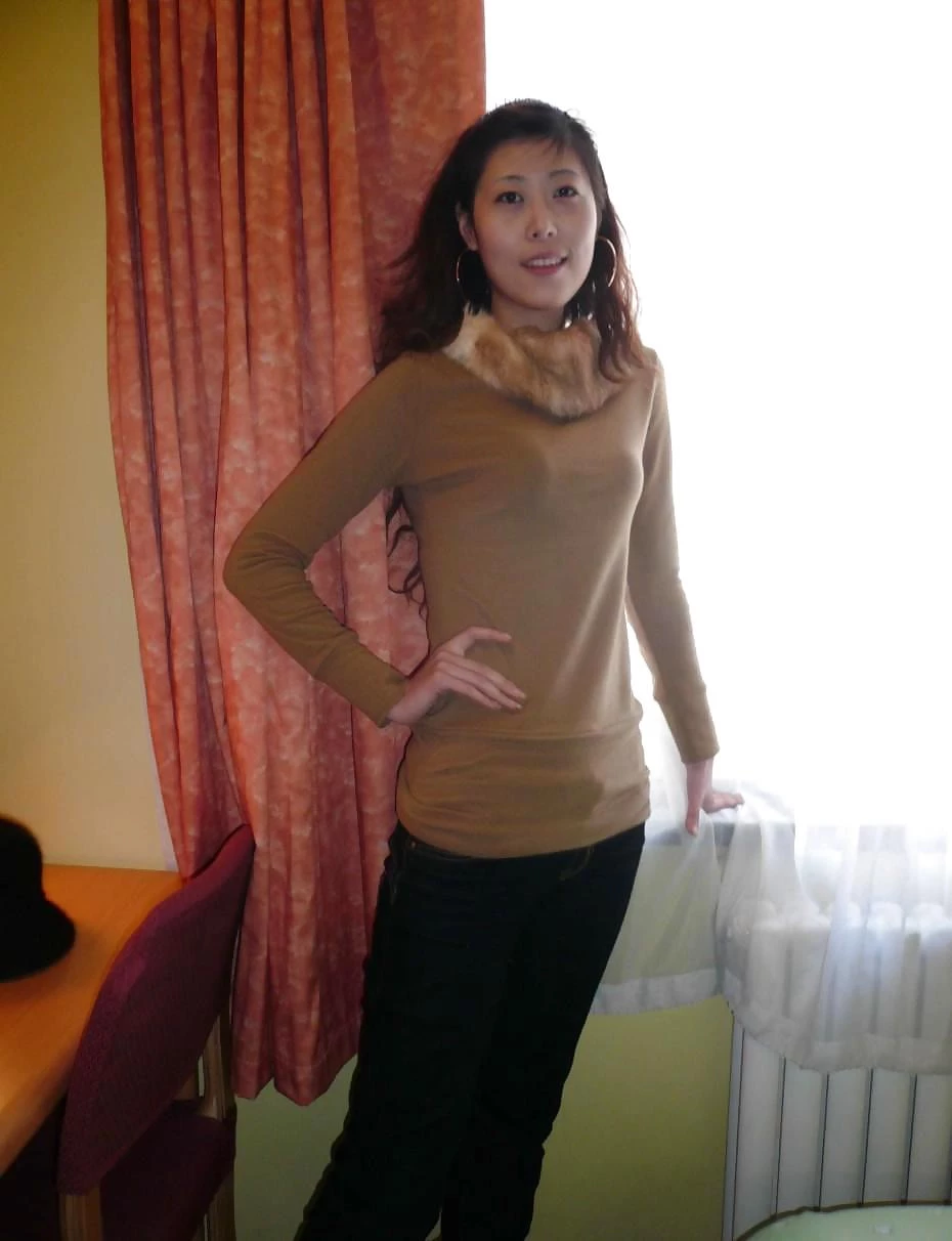 上找的单男来一起征服我的炮友
