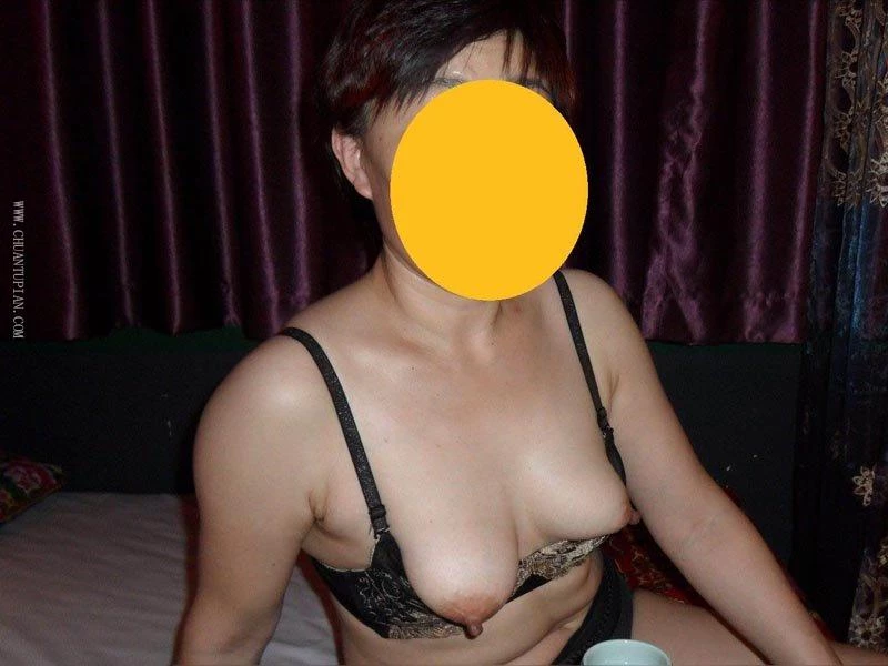 好久没吃男朋友精子了，这次一定要吃个饱