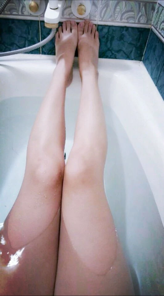 瞒着老公出来兼职的少妇