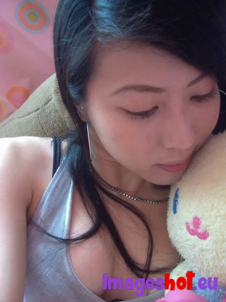 曾经的女友哦[12P]