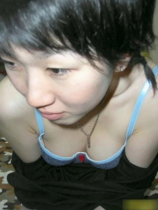95后正妹私拍短片流出