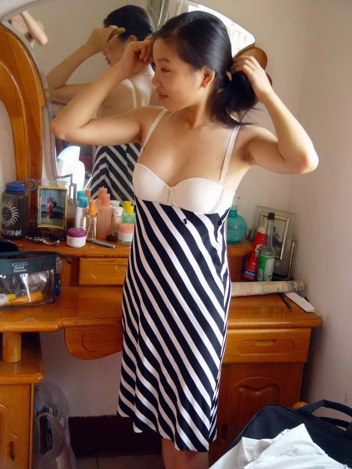 绿奴老公被老婆调教完之后吃下了自己的精液