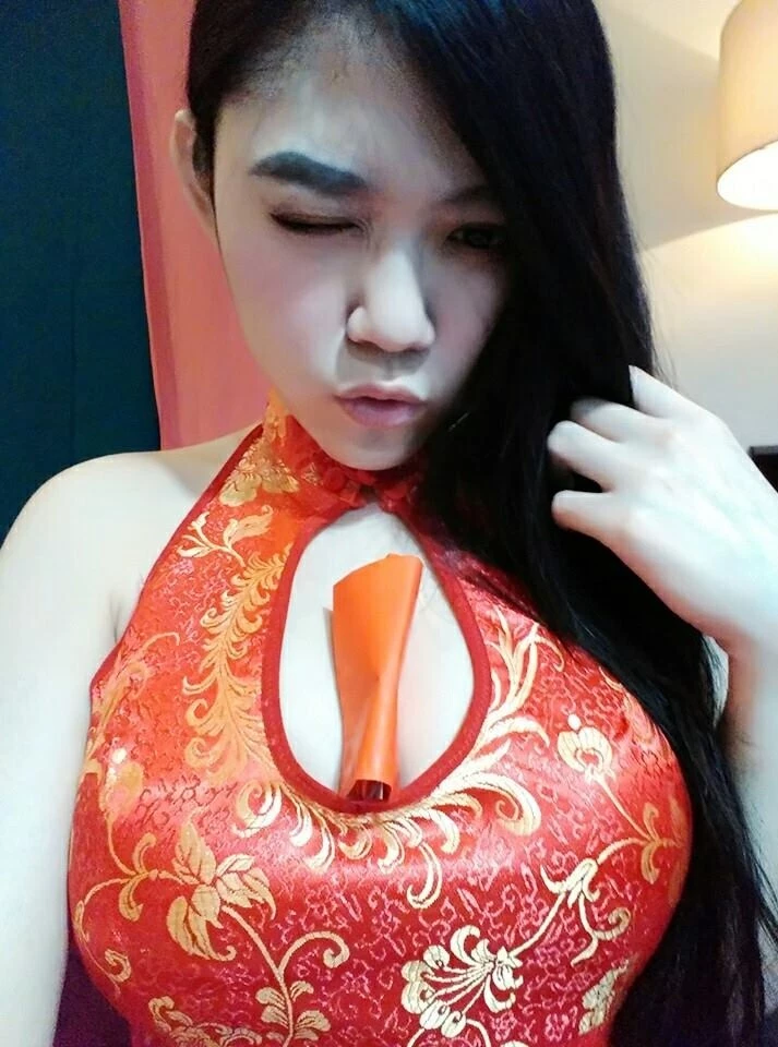 完美！嫩穴享受的时刻，完美身材大学少女被狂插