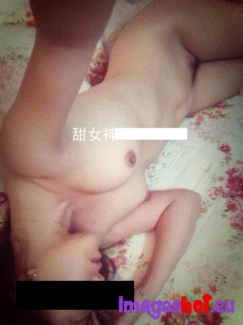 熟女老闆娘黑丝足交完再操  接上部情趣房