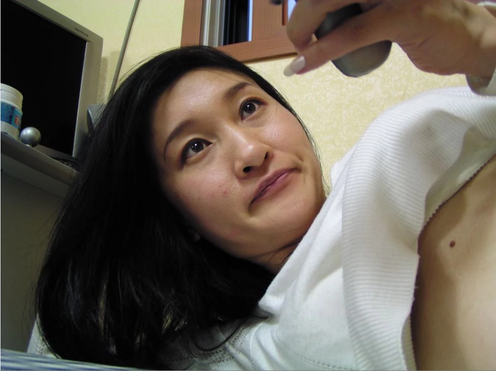 打王者荣耀被操，淫叫声被队友听见，射在嘴裏