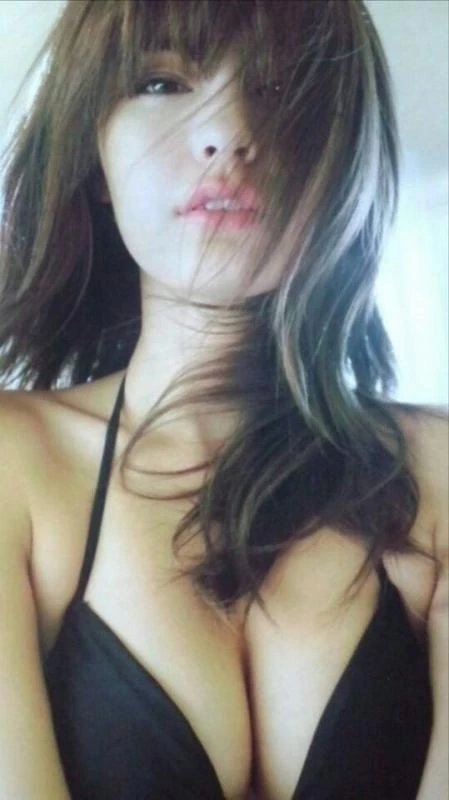 说自己是个日本娘们，对话精彩看到最后