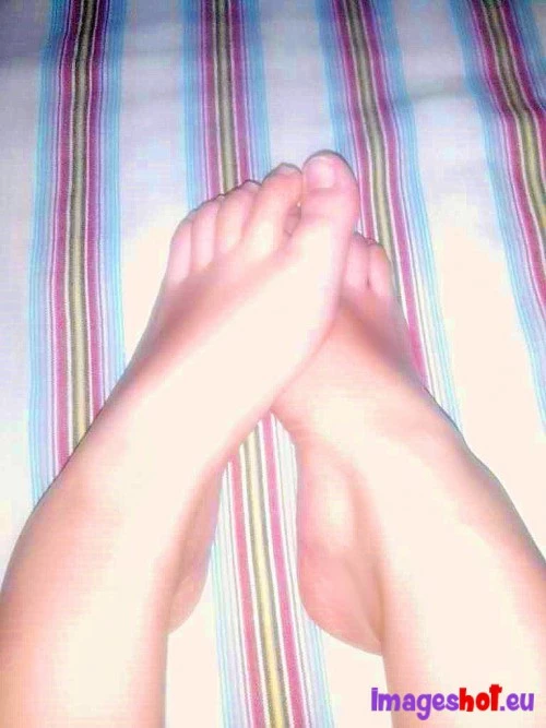 完美露脸喜欢玩自拍的D奶极品淫蕩小骚逼