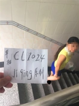 酒后 3p女友好姐妹 申请自拍达人