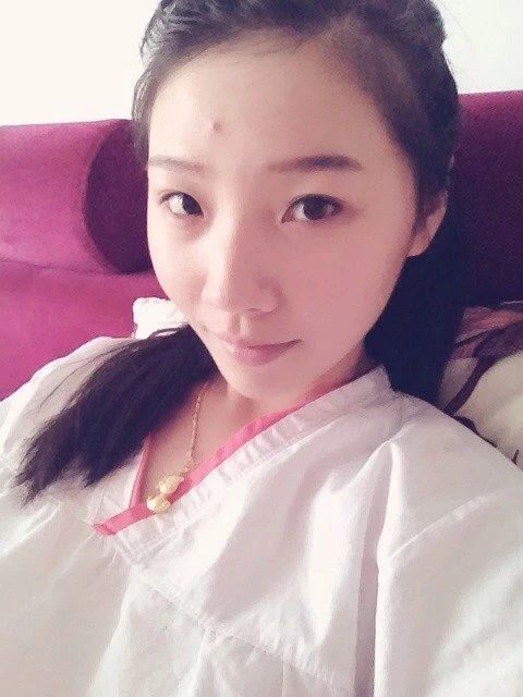 就听这声音就会射了，怒怼一个少妇
