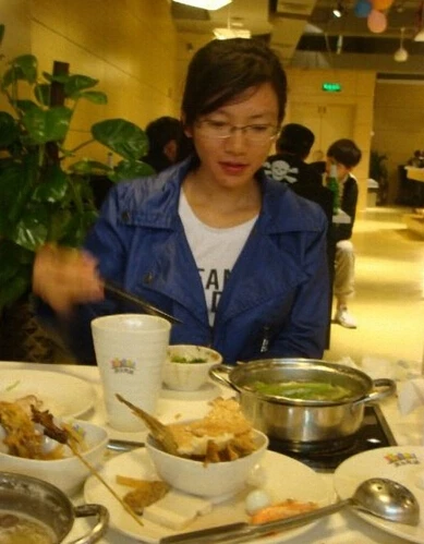 和公司新来的大奶女同事酒店约炮[11P]