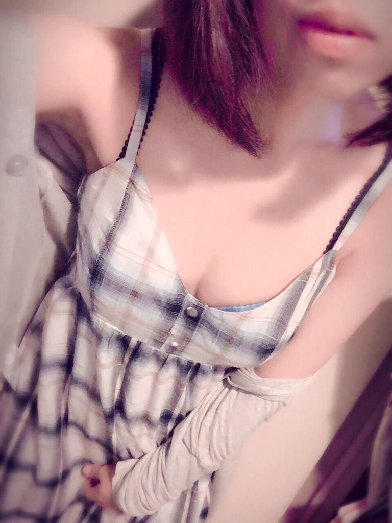 [原创] 老公突然打电话！第一视角，对不起老公，这样我才会满足