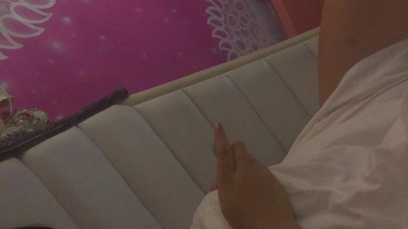 [原创] “我好贱啊，一说以前被别的男人干，水就喷出来了，”主页更精彩