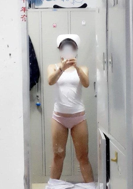 ‘每天深喉一次’小反槎每天都要射到喉咙里才满足