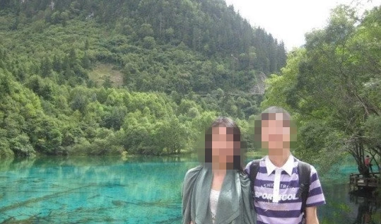 哺乳期性瘾淫妻欲求不满