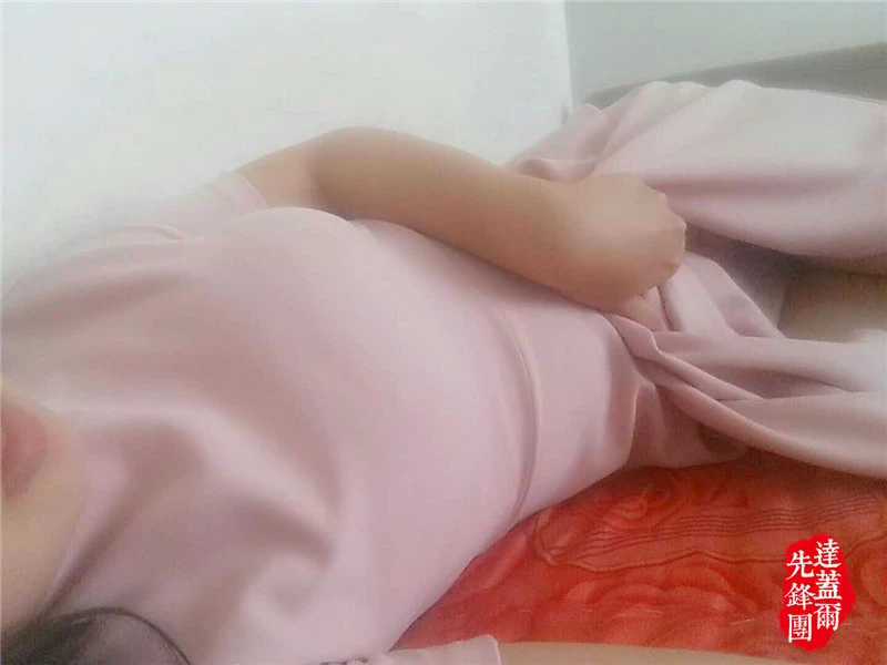 真实记录女友被操高潮迭起射一肚子太爽了!直呼受不了