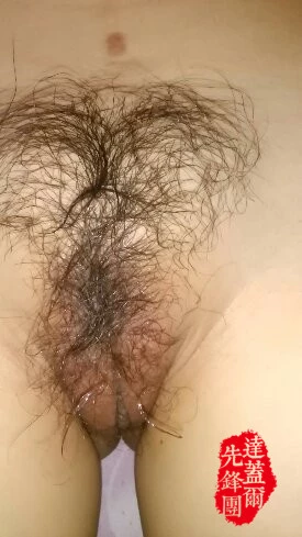 让女朋友替我赚钱，接待本地大哥