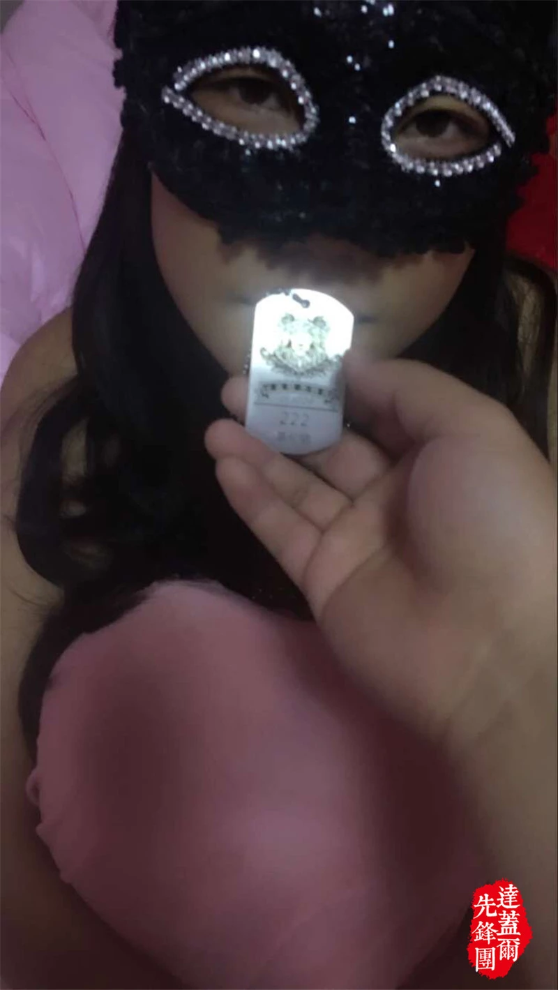 健身房老板娘勾引宿舍员工处男.一会就骑射了