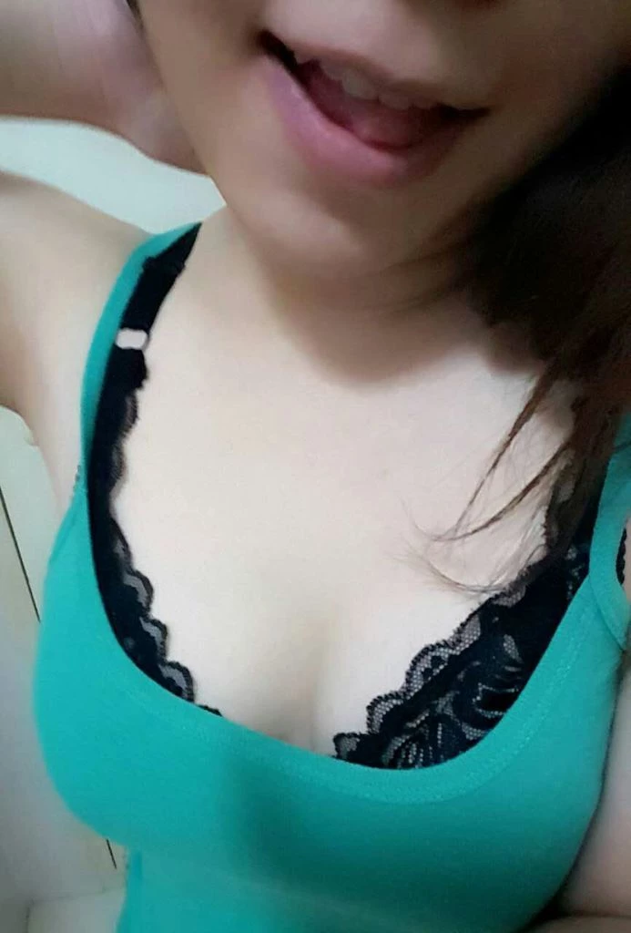内射超美眼角内痣的小姑娘（内有约啪技巧和联系方式）