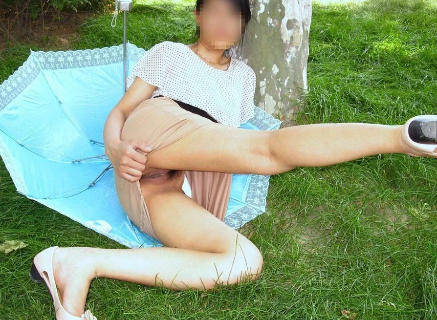 核桃树下的口交(有骚女QQ号)