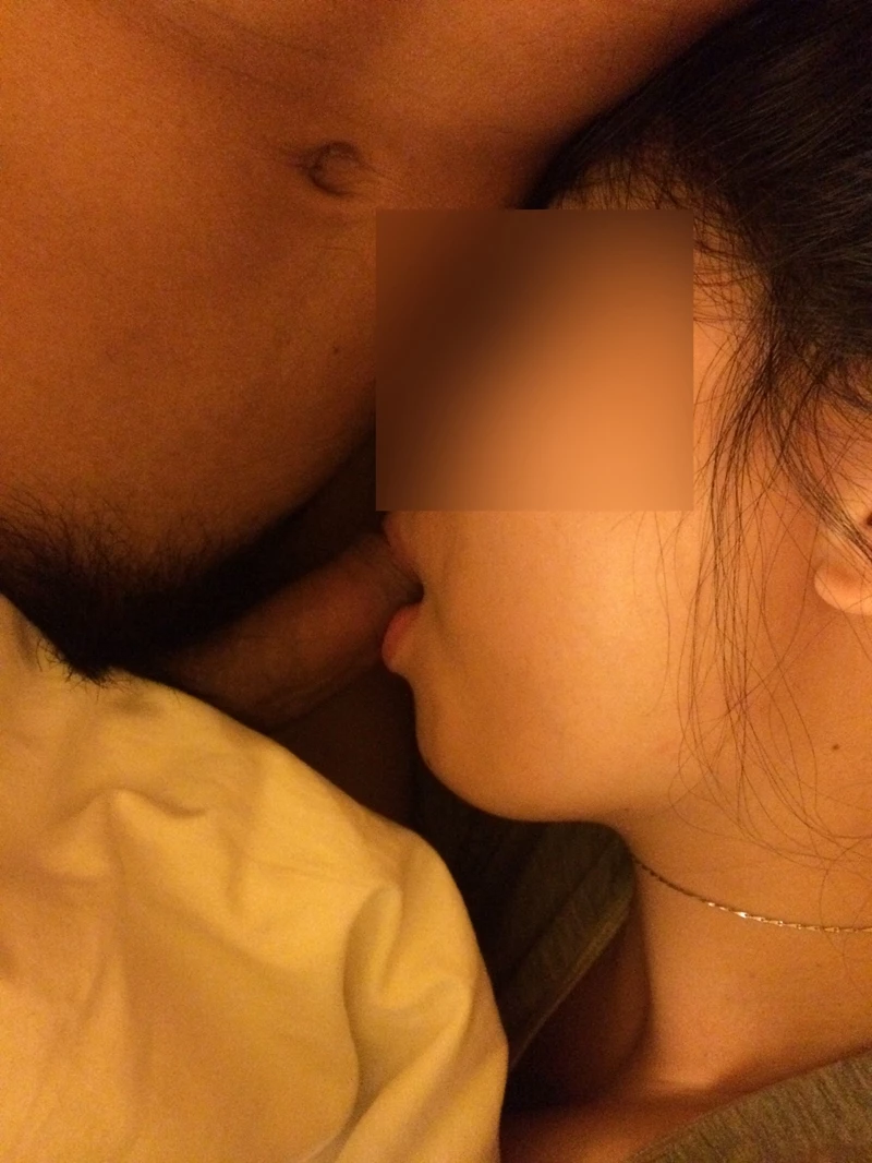 圣诞巨制下篇女神室友穿JK多体位被操翻高潮绝顶