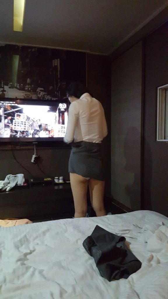 呼之欲出的大白兔真是极品。