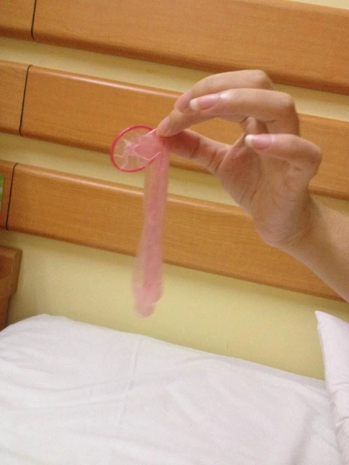 在教室内射02童乳学生妹