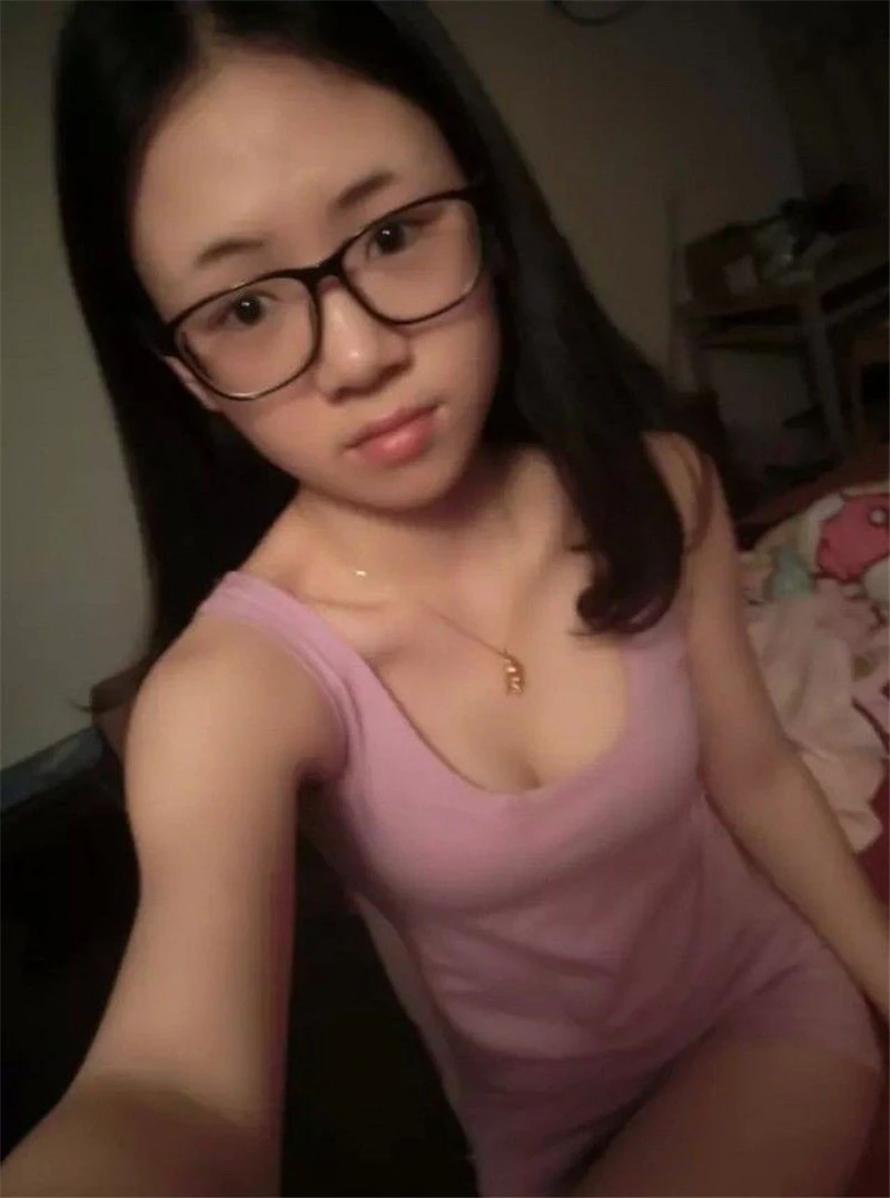 出轨少妇被调教的言听计从