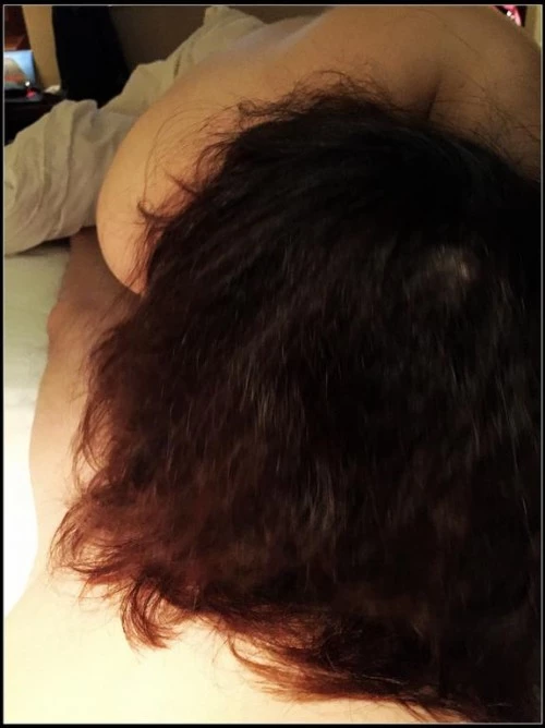 天上飞机多快！地下眼镜多坏,机制反差