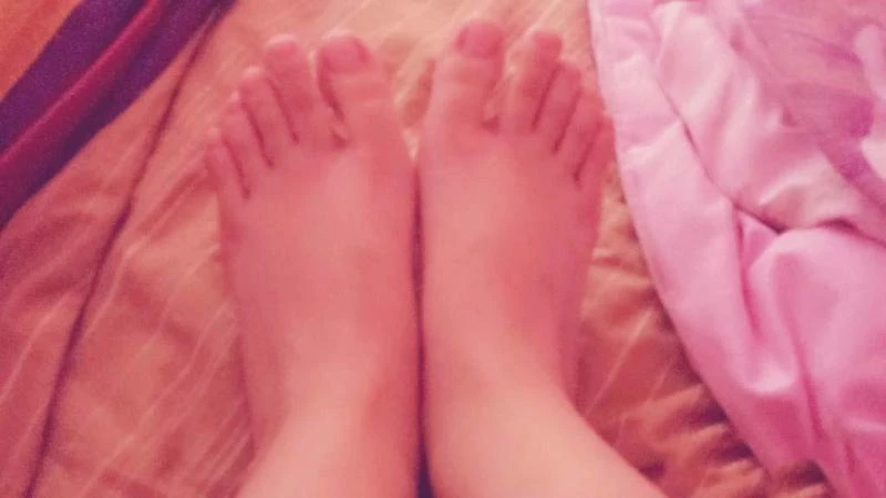 [原创] 人妻少妇出轨偷情，埋怨废物老公“鸡巴太小，没有高潮过”