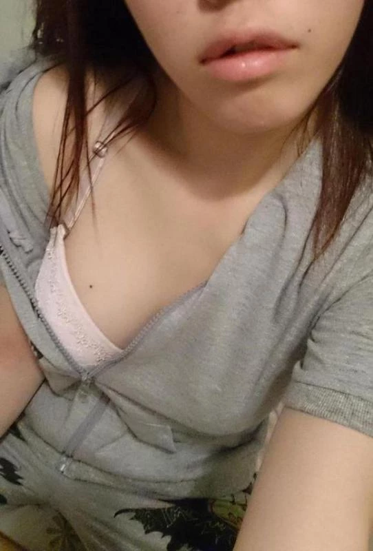 碎花裙少妇，有种说不出来味道