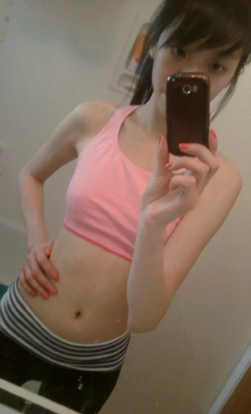 去南宁熟女家过夜玩激情。做了四次