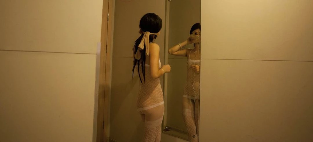 哺乳期出轨良家：你怎么这么用力，被你操的快要喷奶了