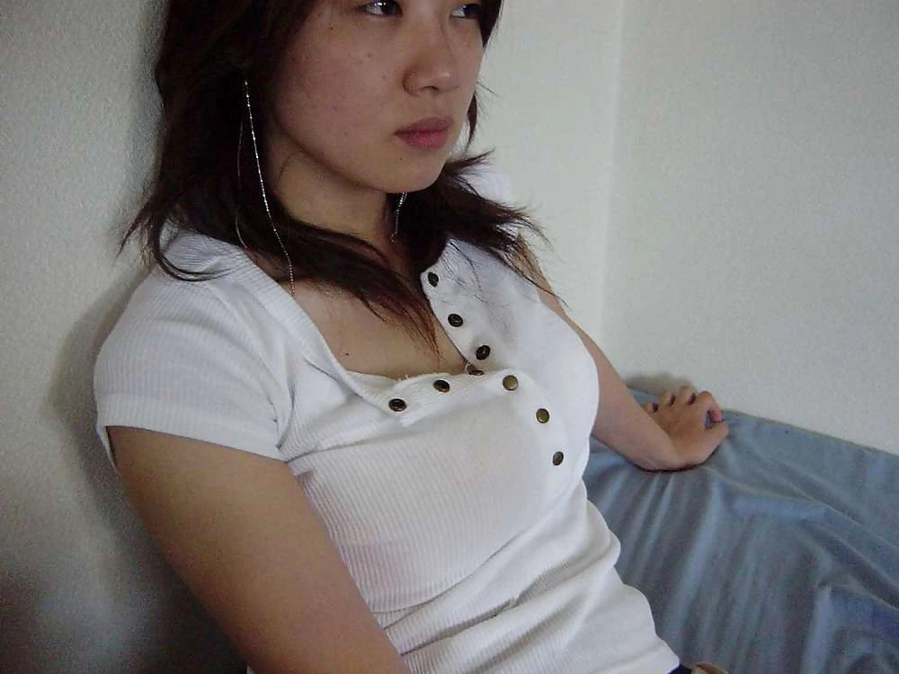 浅蓝色jk少女驾到站着后入最后全射屁股上了