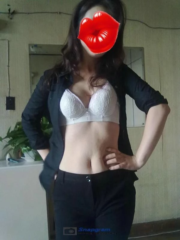 91最甜小甜妹，青岛王X楠和男友性爱对话很骚精彩【简介内有约炮渠道