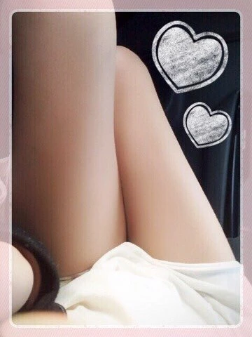 约炮艹个大眼大奶纹身小妹