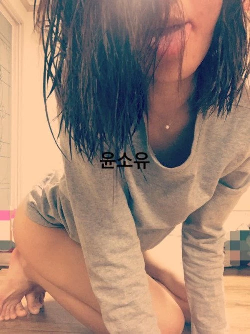 粉B，骑乘刚破处不久大一女同学（簡，介最新视频和约炮方式