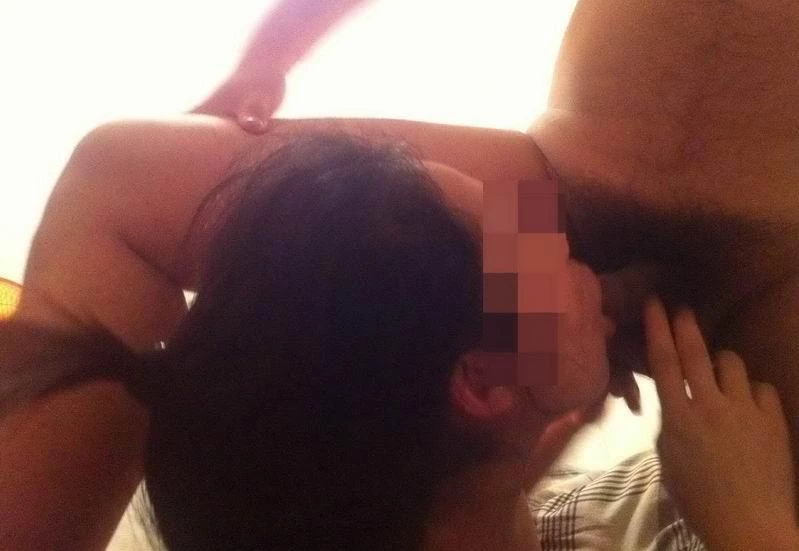 [原创] 约过来打打游戏机就忍不住想被我插入了，大屁股是真的好爽