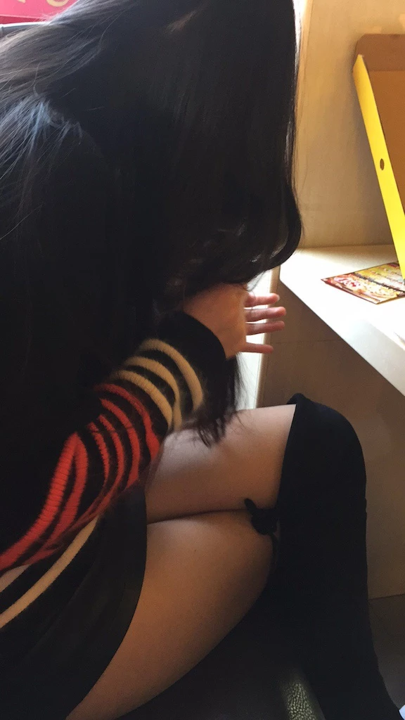 女友首次3P表现良好（看简 介同城无门约炮）