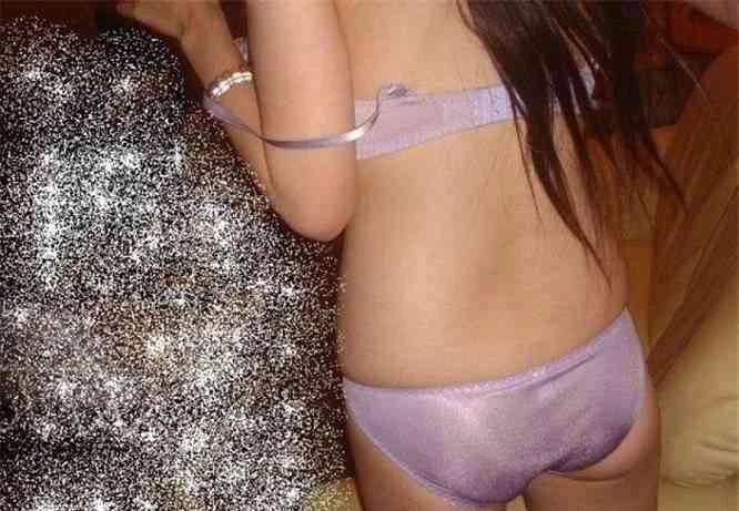 20厘米大鸡吧爆操巨乳母狗全程淫叫不停！