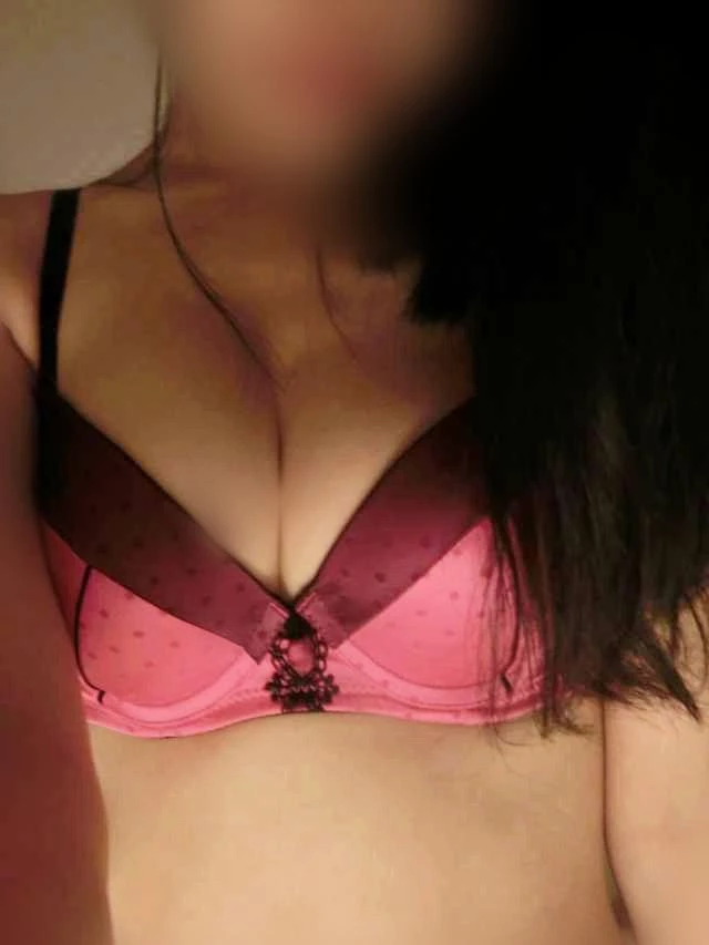 已婚美妇D罩杯大奶粉嫩木耳[12P]