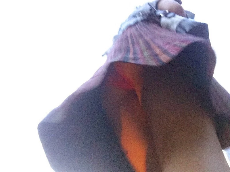 [狼仕集结营]夏日裙底（露脸）第三季[11P]