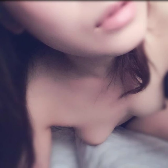 嫩嫩奶子小 摸摸能更大[18P]