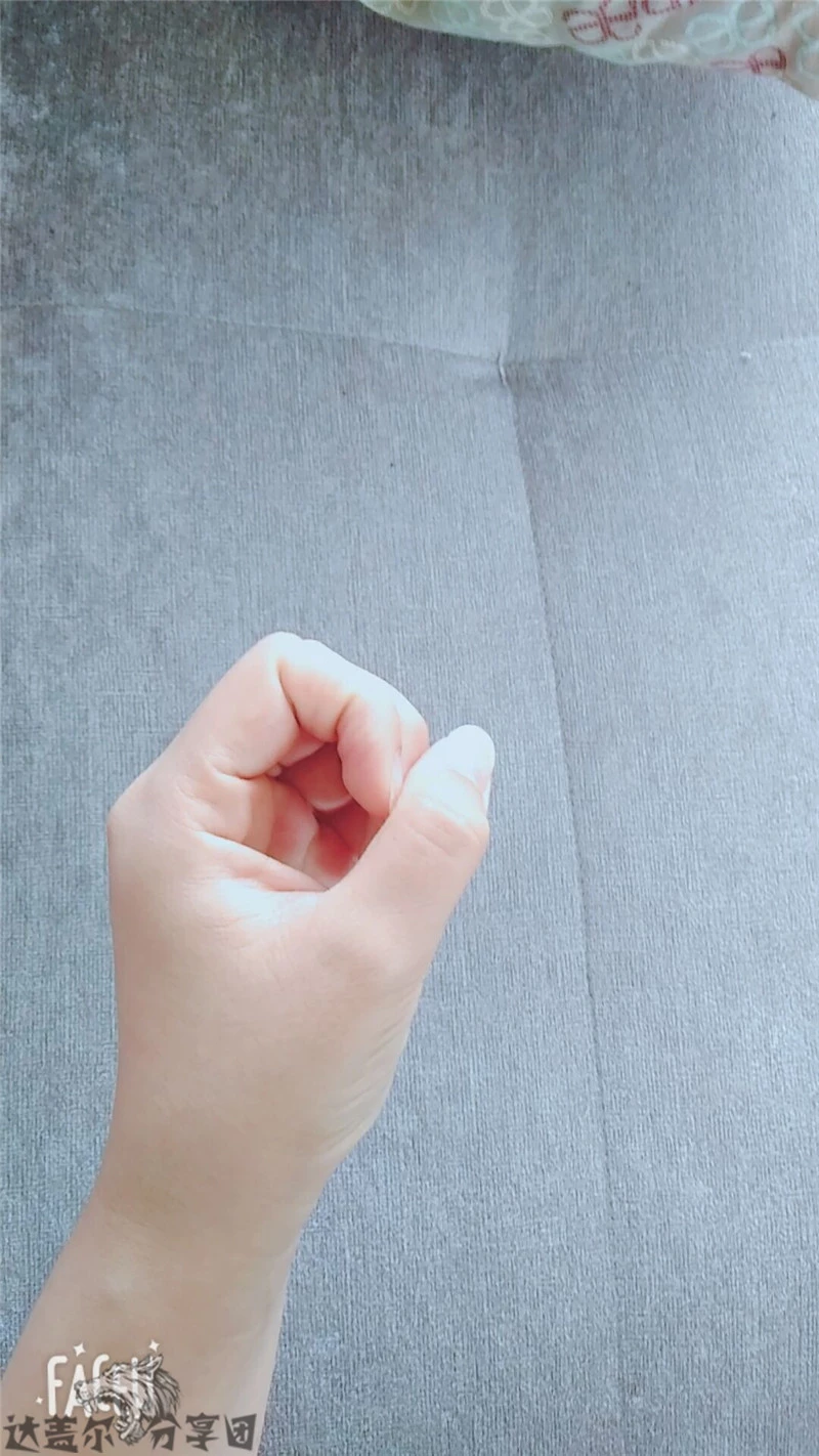 [原创][分享团出品]新晋团妹喷火龙友情奉献，为庆祝分享团成立一周年，贡献自己身体，希望各位狼友能够驻足停留，评论一番[27P]