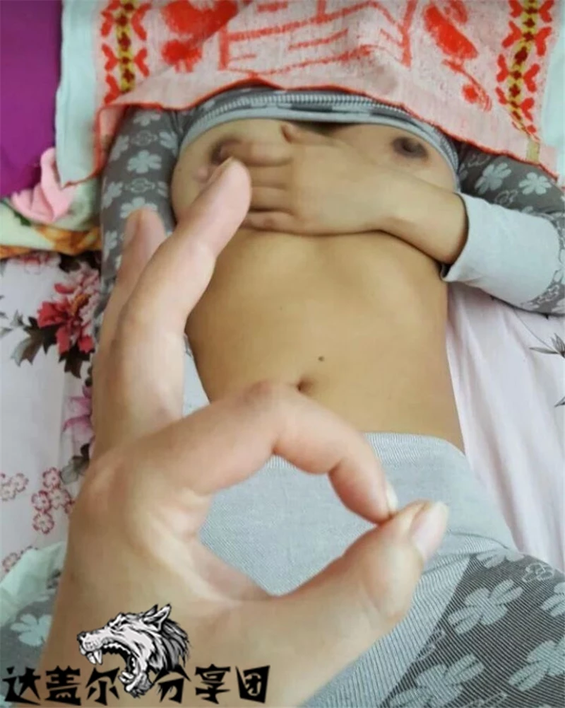 [原创][分享团出品]媳妇还在哺乳期，一捏还出奶，就忍不住来社区送福利[15P]