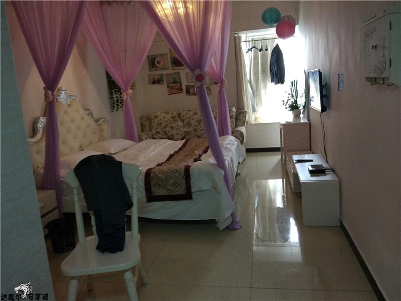 [原创][分享团出品]超级可爱28岁离婚少妇，口活爆炸。胖妹水超级多[27P]
